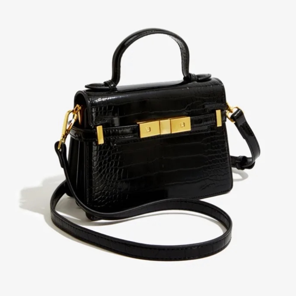 Amazing black purse - new